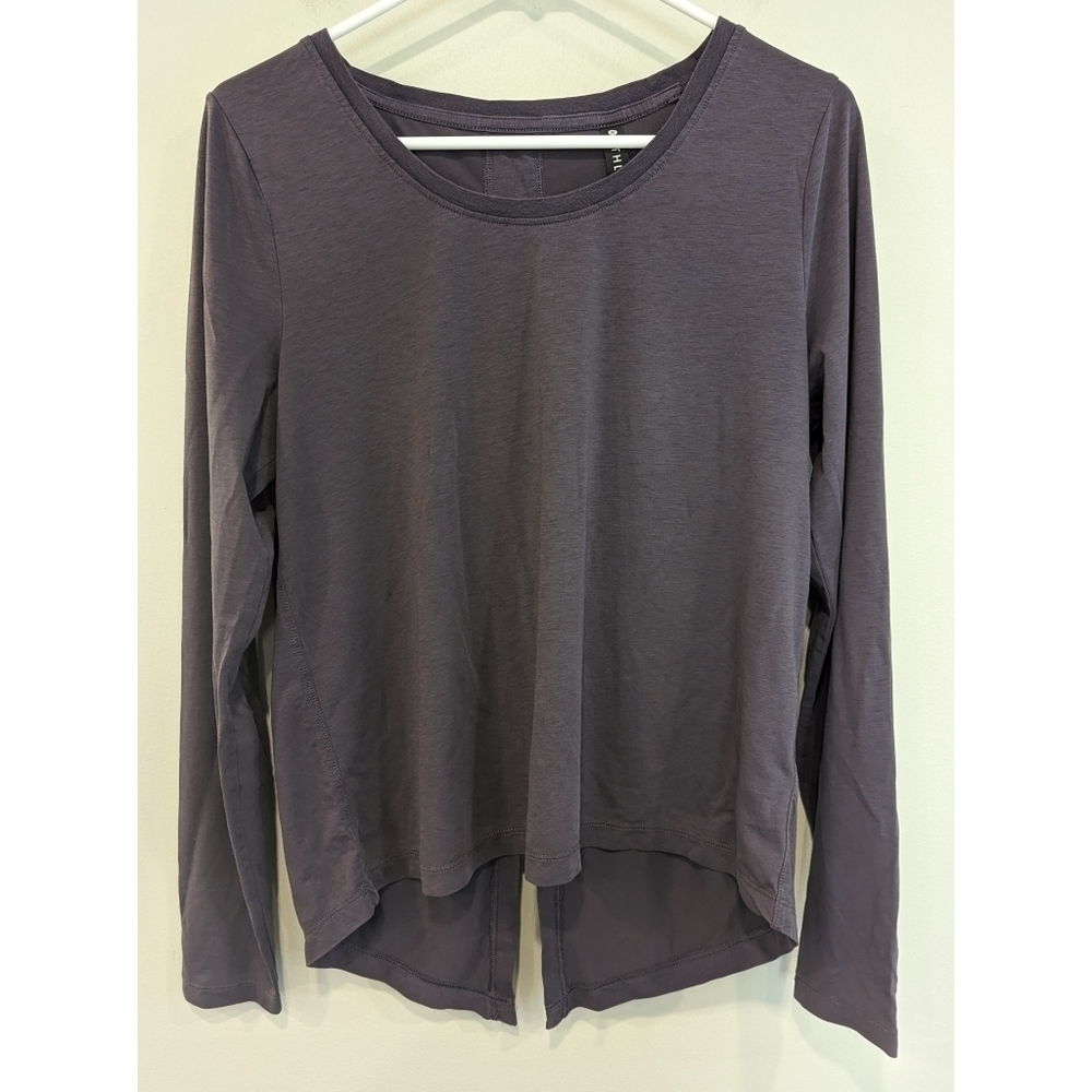 Athleta Keyhole Long Sleeve Top in Greyish Purple Size Medium